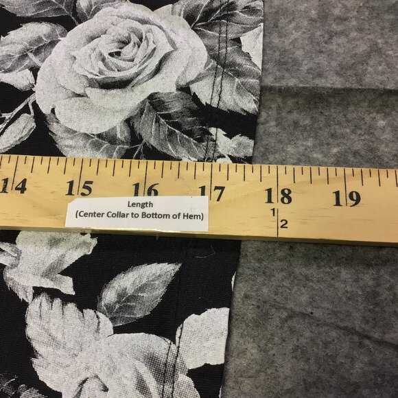 TRUE RELIGION Women's T-shirt XS Black Floral Gold Crystal BUDDHA LOGO NWT - Picture 6 of 8